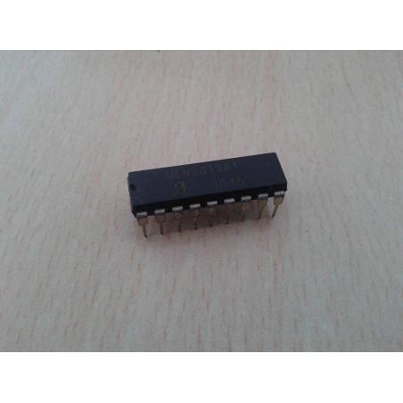 ULN2813 Darlington transistor array